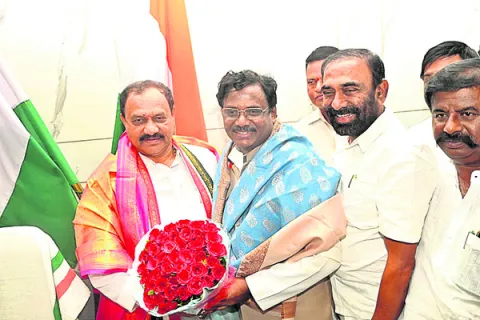 నేడు మంత్రి వివేక్‌ రాక  
