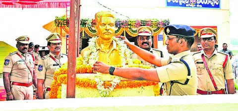 నేరాల నియంత్రణే లక్ష్యంగా పనిచేయాలి