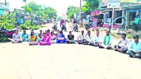బీబీపేట బాలికల పాఠశాల బాలుర పాఠశాలకు బదిలీ