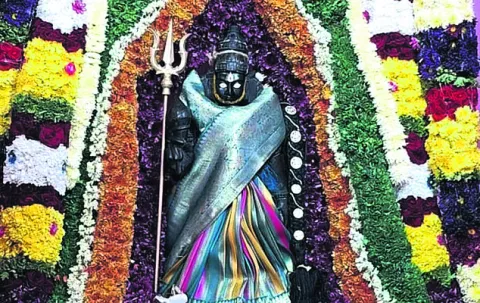 వైభవంగా ద్రౌపదమ్మ దేవి కరగ ఉత్సవం