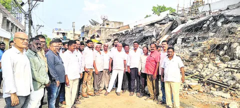 అభివృద్ధి పనుల పూర్తికి కృషి