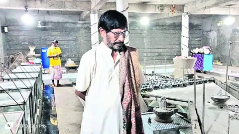భూగర్భ శివాలయ దర్శనం అద్భుతం 