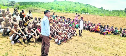 40 మందికి శిరోముండనం