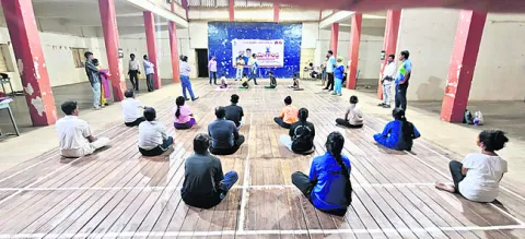రాష్ట్రస్థాయి యోగా పోటీలకు 13 మంది ఎంపిక
