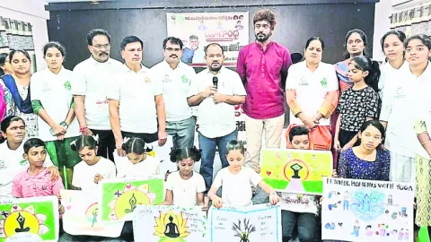 యోగాంధ్ర పోటీల్లో ఉత్తమ ప్రతిభ చూపాలి