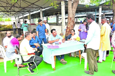 పక్కదారి పట్టిస్తే కఠిన చర్యలు