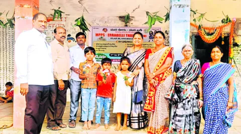 పాఠశాలల్లో సామూహిక అక్షరాభ్యాసం 