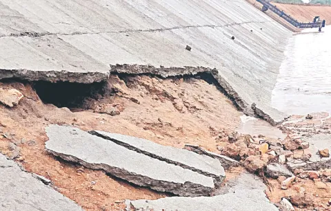 Quality of Handri Niva expansion works is poor