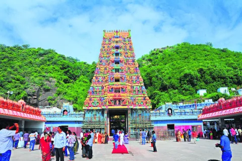 26 నుంచి ఆషాఢ మాసోత్సవాలు 