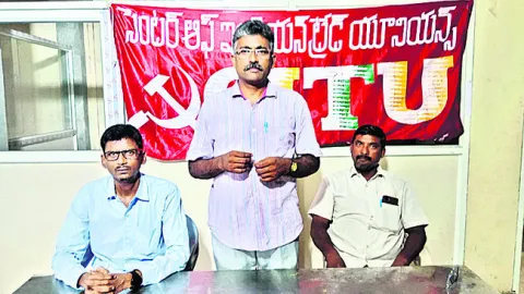 ‘తల్లికి వందనం చిరుద్యోగులకు అందించాలి’ 