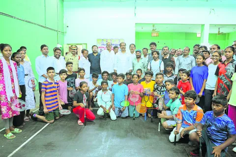 క్రీడల్లో గెలుపోటములు సహజం