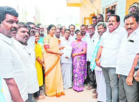పాలన చేతకాకే కక్ష సాధింపు 