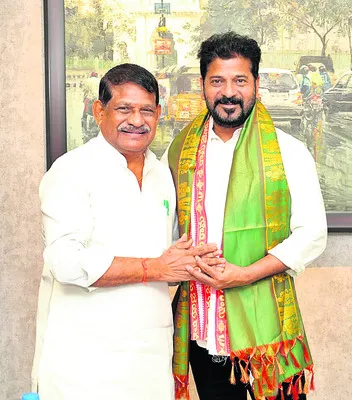 సీఎంను కలిసిన మాజీ ఎమ్మెల్యే
