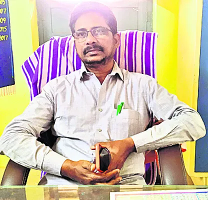 ‘మాన్యువల్‌ కౌన్సెలింగ్‌తో ఎస్‌జీటీలకు అన్యాయం’ 