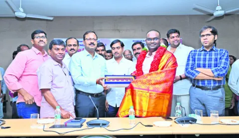 జిల్లాలో పనిచేయడం గొప్ప అనుభూతి