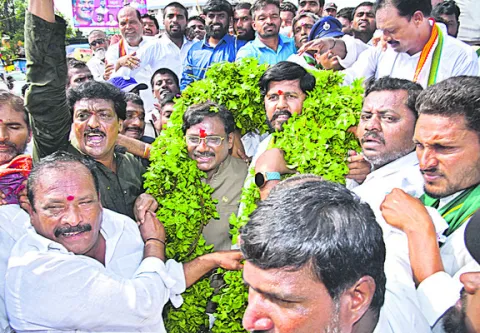 వారంలో ఒక రోజొస్తా