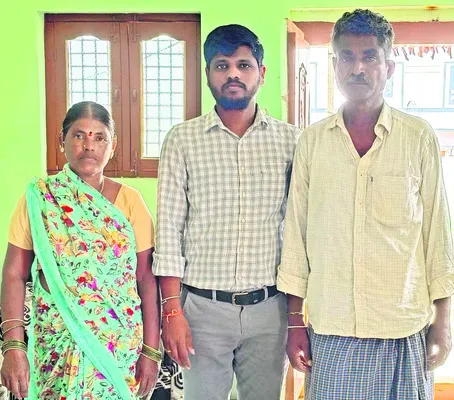 నాన్న కష్టం వల్లే ఉన్నత స్థాయికి..