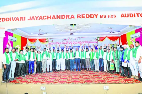 హక్కుల సాధనకు పోరాటం