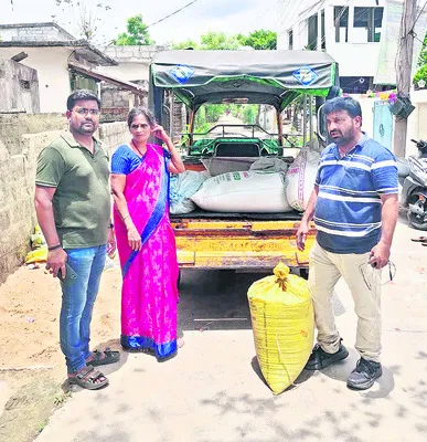 ఆరు క్వింటాళ్ల  రేషన్‌ బియ్యం పట్టివేత 