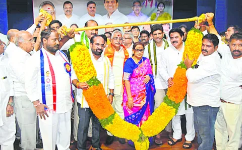 బీసీల హక్కుల సాధనకు అలుపెరగని పోరు