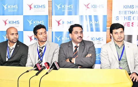 యువతనూ వెంటాడుతున్న మోకాళ్ల అరుగుదల 