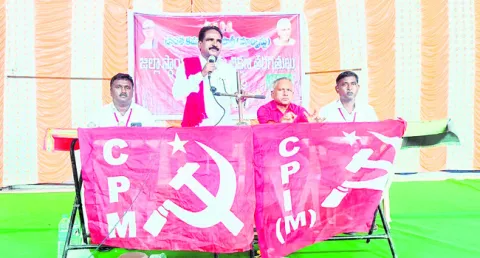 విద్వేషాలు, ఉద్రిక్తతలే మోదీ ఆయుధాలు 