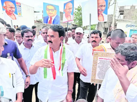 కాంగ్రెస్‌తోనే రాజ్యాంగ పరిరక్షణ సాధ్యం 