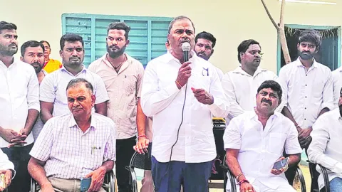 ప్రభుత్వ బడుల్లోనే నాణ్యమైన విద్య 