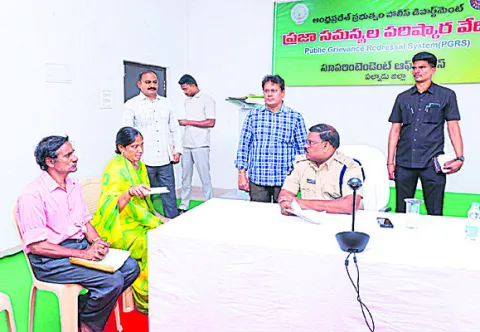 సాఫ్ట్‌వేర్‌ ఉద్యోగాల పేరుతో మోసం 