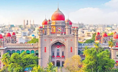 High Court Fires On Municipal officials for illegal constructions
