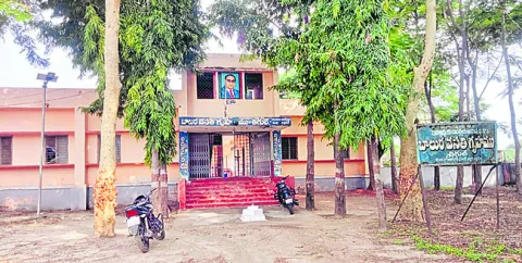 ఆటలు 