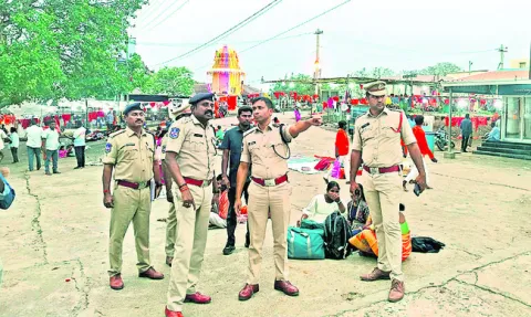 ఏడాది