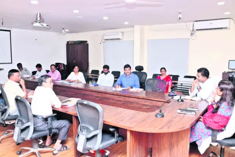 రుచికరమైన భోజనం అందించాలి