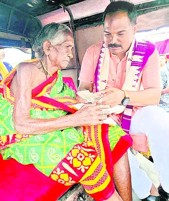 నేతలు