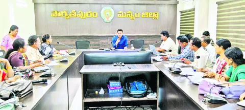 ప్రతి మహిళ లక్షాధికారి కావాలి