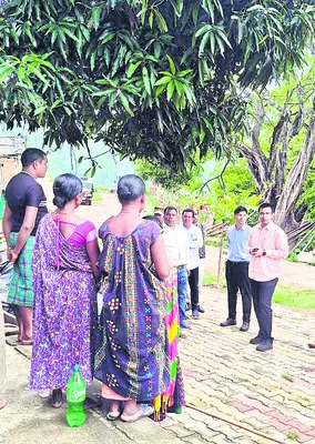 కొఠియా గ్రామాల్లో కొరాపుట్‌ కలెక్టర్‌ పర్యటన