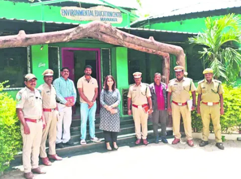 నల్లమలలో ట్రెయినీ ఐఏఎస్‌లు 