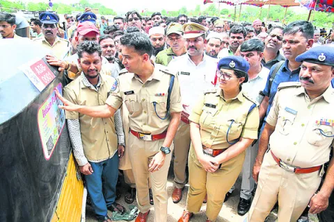 ప్రయాణికుల భద్రతకు ‘అభయ’