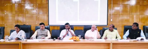 హైటెక్‌ పర్యాటక కేంద్రం నిర్మిస్తాం