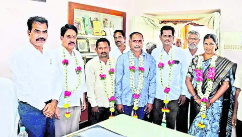 ముల్కనూరు సొసైటీ ఎన్నికలు ఏకగ్రీవం