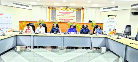 మహిళా పారిశ్రామికవేత్తలకు ప్రోత్సాహం
