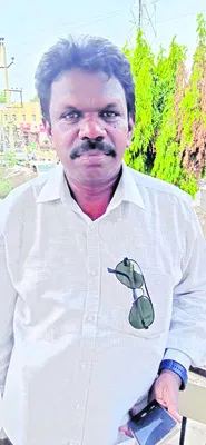 తప్పు అధికారులది.. శిక్ష వినియోగదారుడికి..