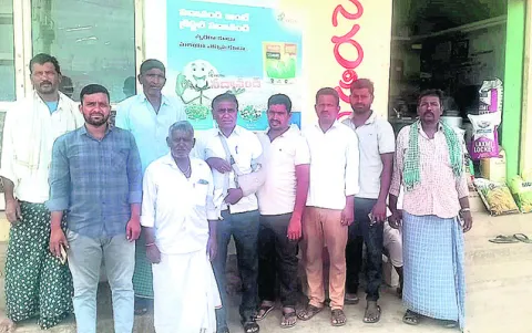 కౌలు రైతులను ప్రభుత్వం ఆదుకోవాలి
