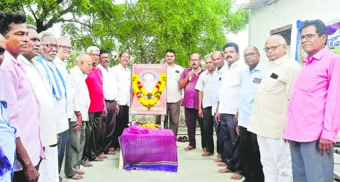 నాటక రంగానికి వన్నె తెచ్చిన నాగినేని 
