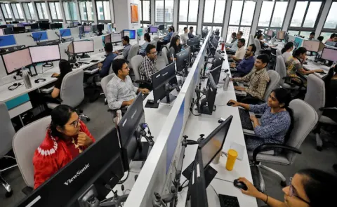Karnataka plans in crease working hours in tech sector employees 7