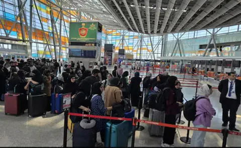 110 Indian Students Evacuated from Iran, Lands in Delhi8
