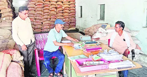 సన్నబియ్యం సద్వినియోగం చేసుకోవాలి
