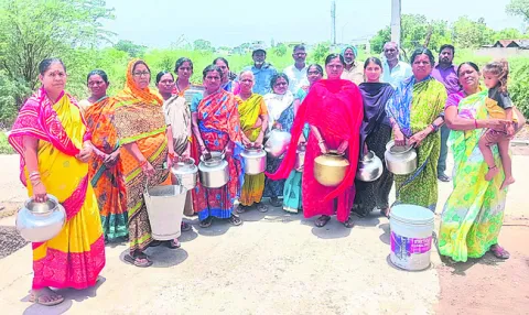 టీఆర్‌నగర్‌లో నీటి కటకట