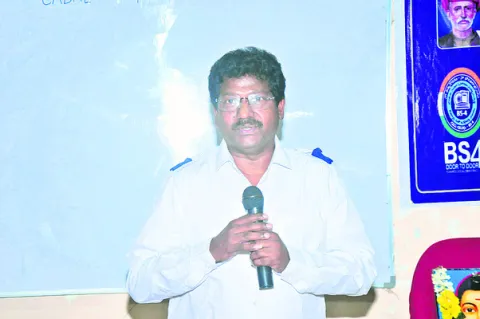 ‘ఈ దేశ మూలవాసులం మనమే..’