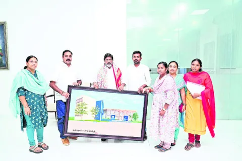 డిప్యూటీ సీఎంను కలిసిన ఎస్‌టీఎఫ్‌ నాయకులు 